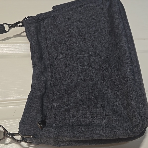 Lug Shimmy SE Crossbody Bag - Picture 8 of 13